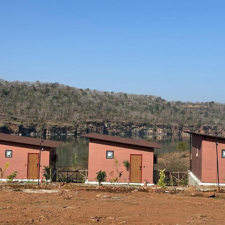 Gandhisagar Forest Retreat Hotel Gurla Exterior photo