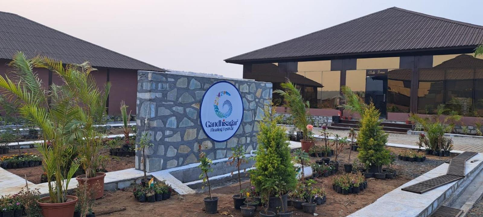 Gandhisagar Forest Retreat Hotel Gurla Exterior photo