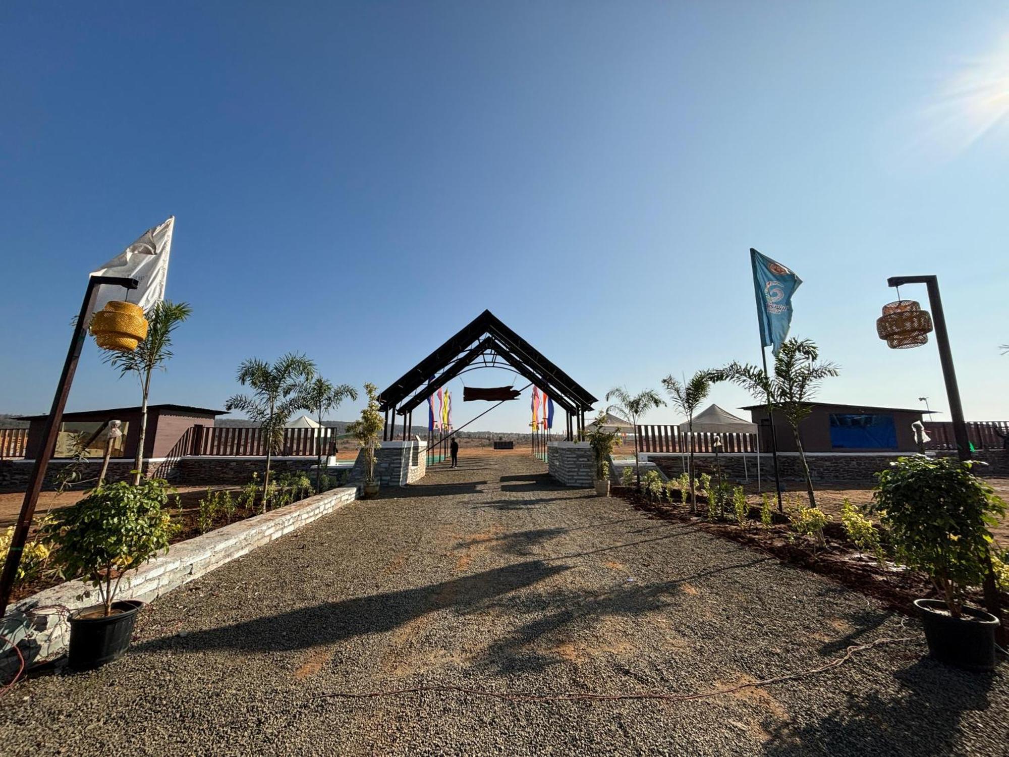 Gandhisagar Forest Retreat Hotel Gurla Exterior photo
